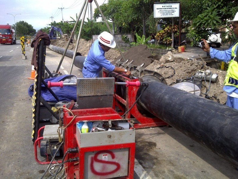 Proyek Pipa HDPE – Distribusi